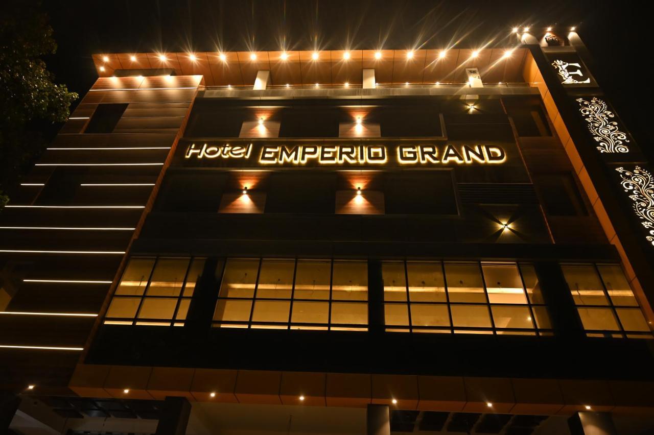 Hotel Emperio Grand Lucknow Exterior photo
